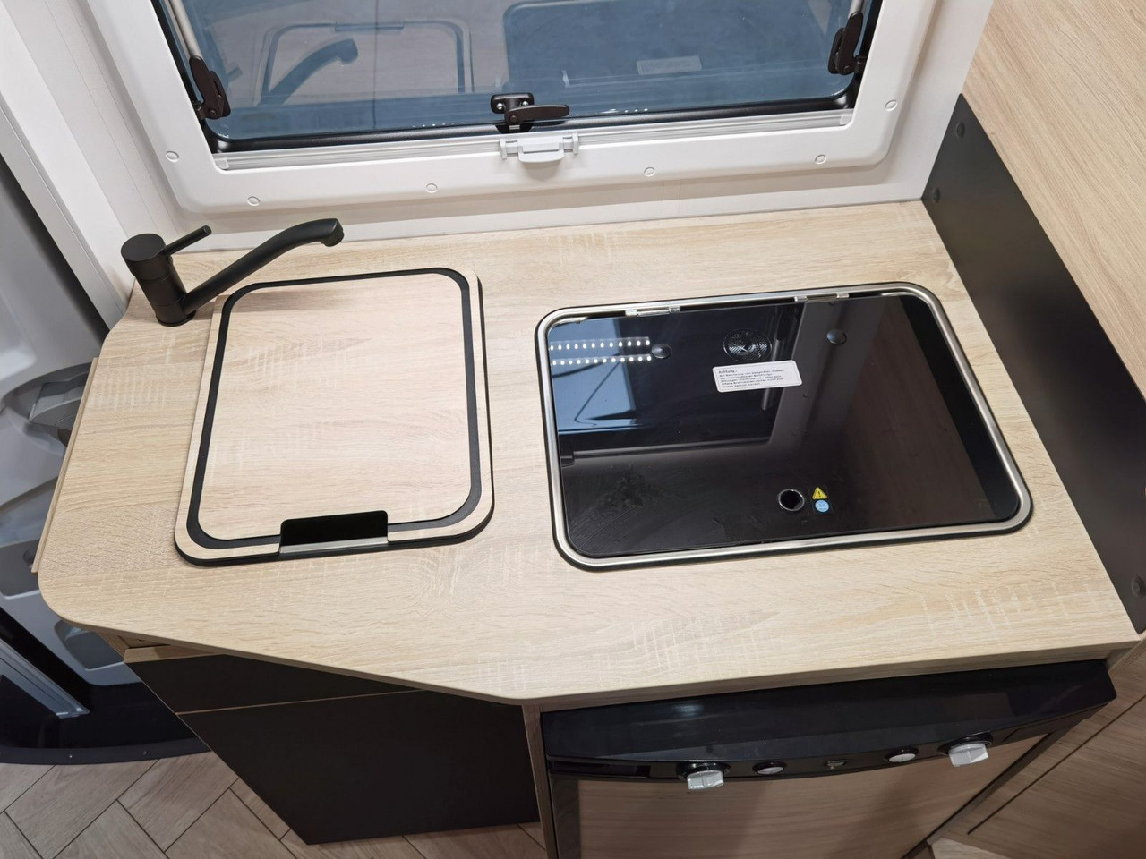 Autorulotă semi-integrată Chausson S 697 SPORT LINE / - MODELL 2026 - / 165PS-8G: Foto 17