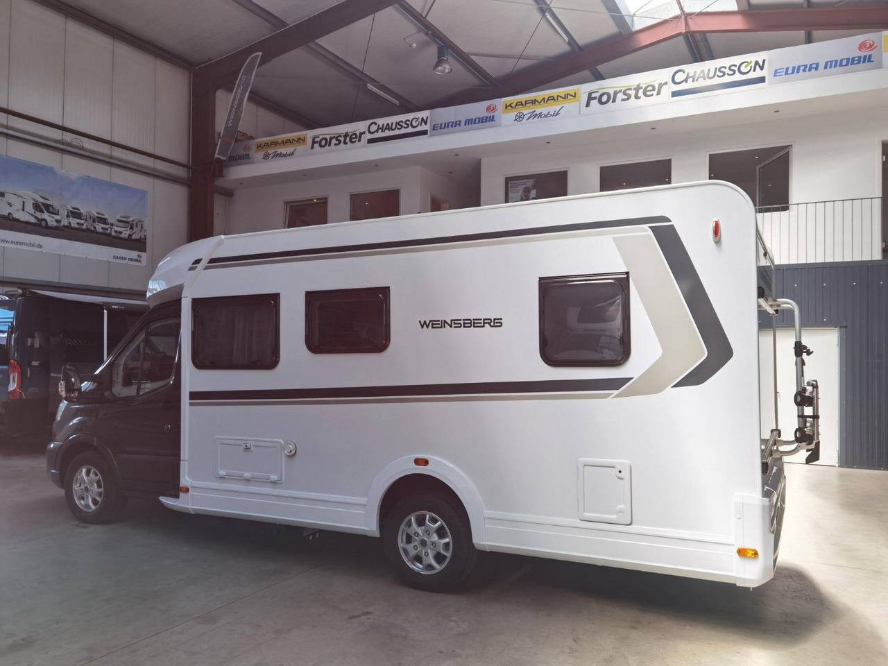 Weinsberg CARALOFT 650 MF / 155PS / TOP - AUSSTATTUNG - Autorulotă semi-integrată: Foto 5 Weinsberg CARALOFT 650 MF / 155PS / TOP - AUSSTATTUNG - Autorulotă semi-integrată: Foto 5
