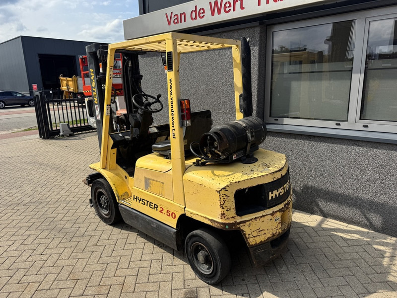 Hyster H2.50XM Triplo 470 Freelift / Sideshift LPG 1995 - Stivuitor GPL: Foto 5 Hyster H2.50XM Triplo 470 Freelift / Sideshift LPG 1995 - Stivuitor GPL: Foto 5