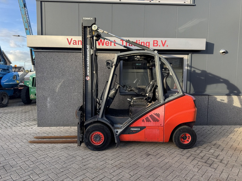 Linde H30D-02 Duplo 450 Sideshift / Vorkversteller VW Diesel 2014 - Stivuitor diesel: Foto 1 Linde H30D-02 Duplo 450 Sideshift / Vorkversteller VW Diesel 2014 - Stivuitor diesel: Foto 1