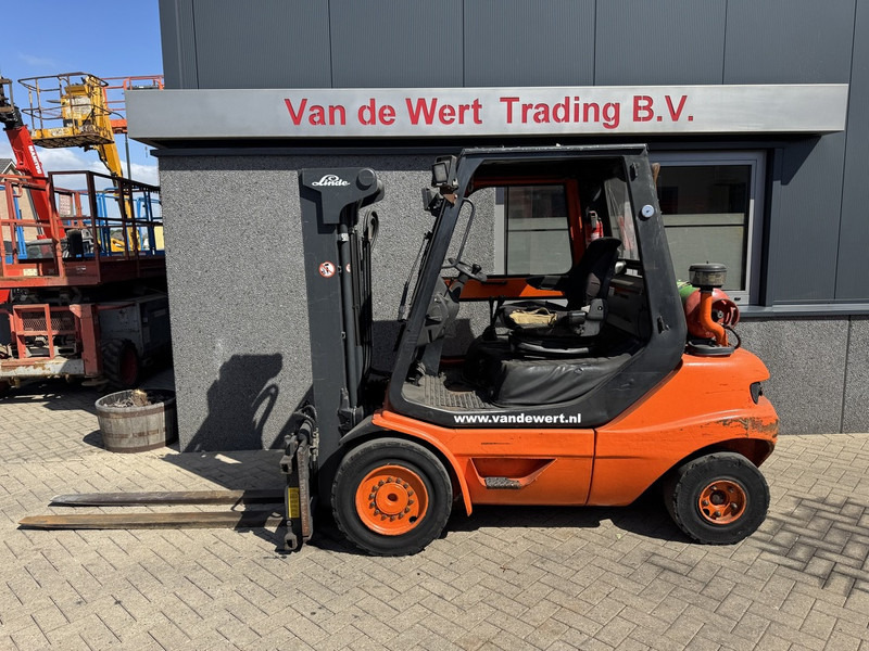 Linde H30T- 03 - Stivuitor GPL: Foto 1 Linde H30T- 03 - Stivuitor GPL: Foto 1