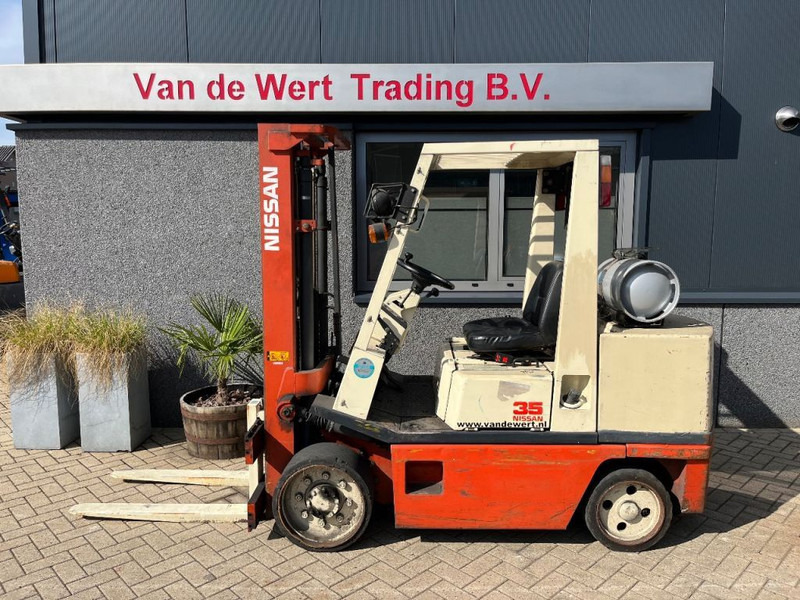 Nissan FG35U heftruck dulpo310 freelift 3e functie LPG COMPACT - Stivuitor GPL: Foto 1 Nissan FG35U heftruck dulpo310 freelift 3e functie LPG COMPACT - Stivuitor GPL: Foto 1