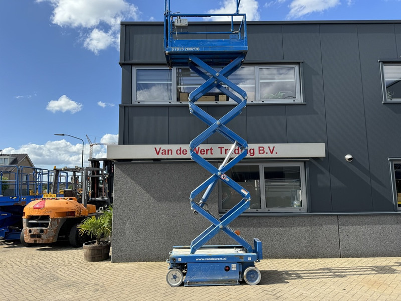 Skyjack schaarhoogwerker SCISSOR SKYJACK SJ3219 2012 322UUR elektrisch 8M Werkhoogte Keuring 12/2025 - Platforma foarfeca: Foto 2 Skyjack schaarhoogwerker SCISSOR SKYJACK SJ3219 2012 322UUR elektrisch 8M Werkhoogte Keuring 12/2025 - Platforma foarfeca: Foto 2