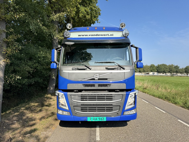 Volvo FM370 6X2 Machine Transporter / Oprij Vrachtwagen 2019 / EURO 6 / 550DKM / Steering Wheel / APK 11-2026 - Camion transport auto: Foto 5 Volvo FM370 6X2 Machine Transporter / Oprij Vrachtwagen 2019 / EURO 6 / 550DKM / Steering Wheel / APK 11-2026 - Camion transport auto: Foto 5