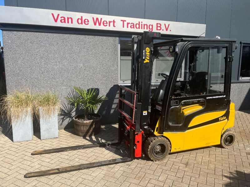 Yale ERP20VF duplo330 sideshift forkpositioner 2016 electrisch - Electrostivuitor: Foto 2 Yale ERP20VF duplo330 sideshift forkpositioner 2016 electrisch - Electrostivuitor: Foto 2