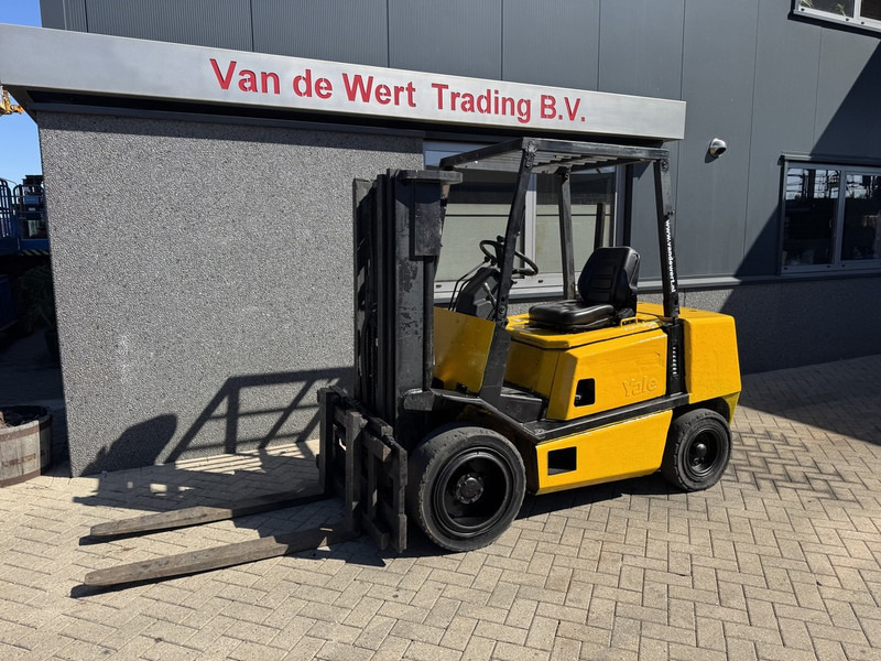 Yale GDP30 - Stivuitor diesel: Foto 2 Yale GDP30 - Stivuitor diesel: Foto 2