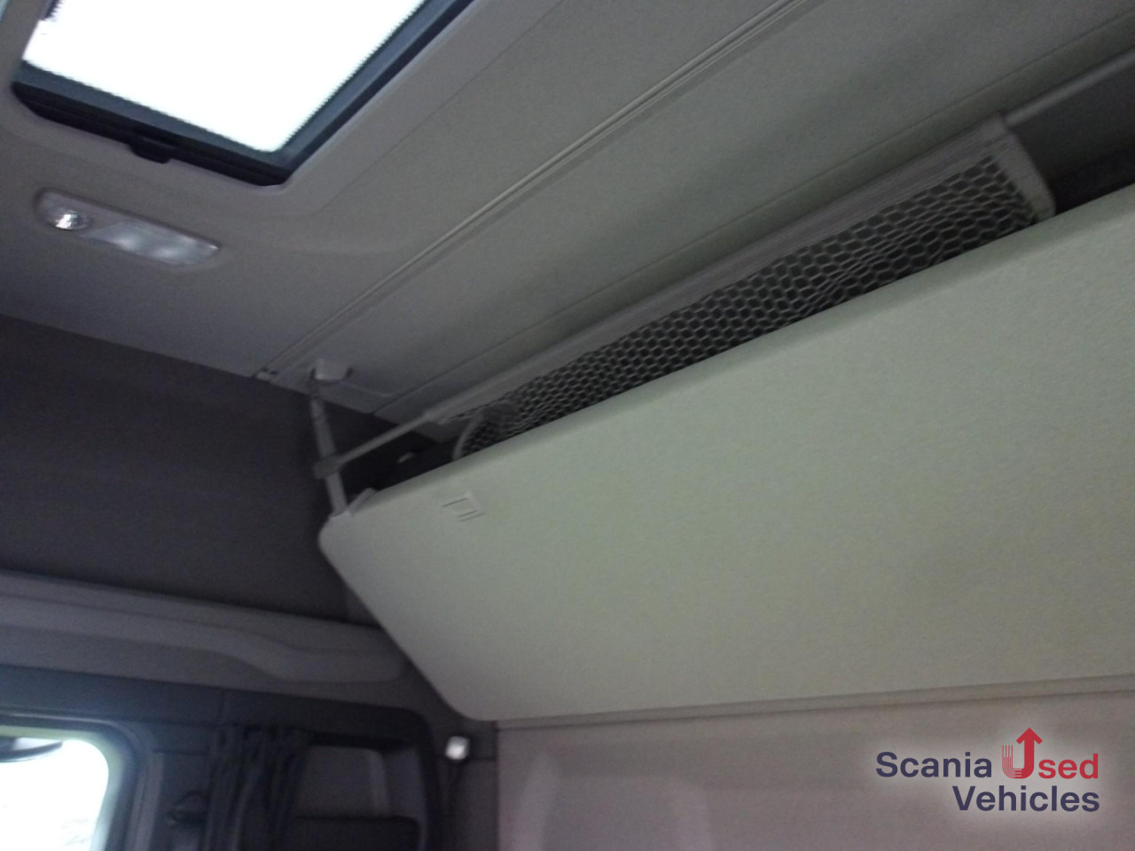 SCANIA R 460 A4x2NA / Navi / LED - Cap tractor: Foto 5 SCANIA R 460 A4x2NA / Navi / LED - Cap tractor: Foto 5