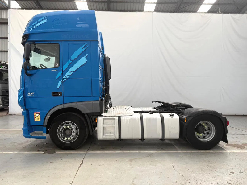DAF XF 440 EURO 6 / AIRCO - Cap tractor: Foto 2 DAF XF 440 EURO 6 / AIRCO - Cap tractor: Foto 2