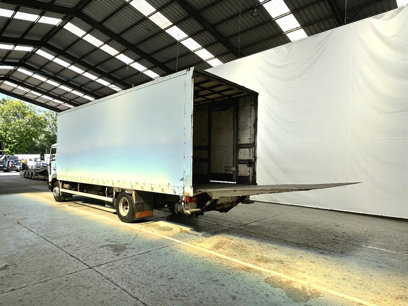 Volvo FL 220 EURO 3 - Camion furgon: Foto 3 Volvo FL 220 EURO 3 - Camion furgon: Foto 3