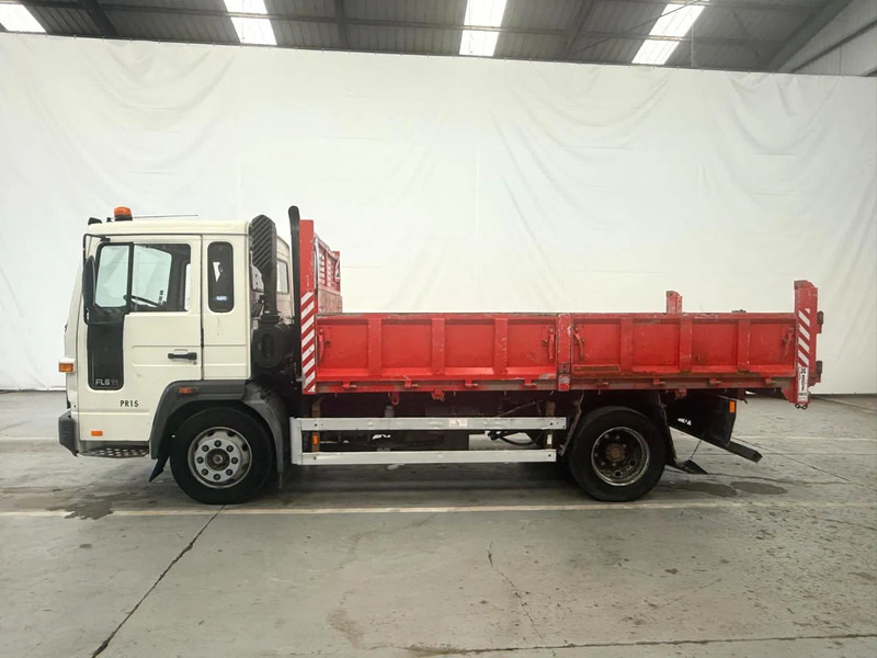 Volvo FL 611 - Camion basculantă: Foto 2 Volvo FL 611 - Camion basculantă: Foto 2