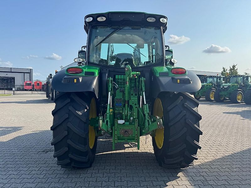 John Deere 6110R AP40 + COMMAND-PRO + VOORLADER 2020 2145 UUR!!! - Tractor agricol: Foto 3 John Deere 6110R AP40 + COMMAND-PRO + VOORLADER 2020 2145 UUR!!! - Tractor agricol: Foto 3