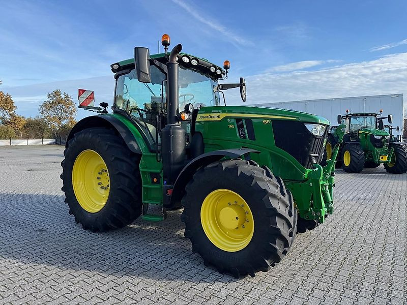 John Deere 6R195 AP 50KM COMMAND-PRO 2023 1490 UUR!!! - Tractor agricol: Foto 2 John Deere 6R195 AP 50KM COMMAND-PRO 2023 1490 UUR!!! - Tractor agricol: Foto 2