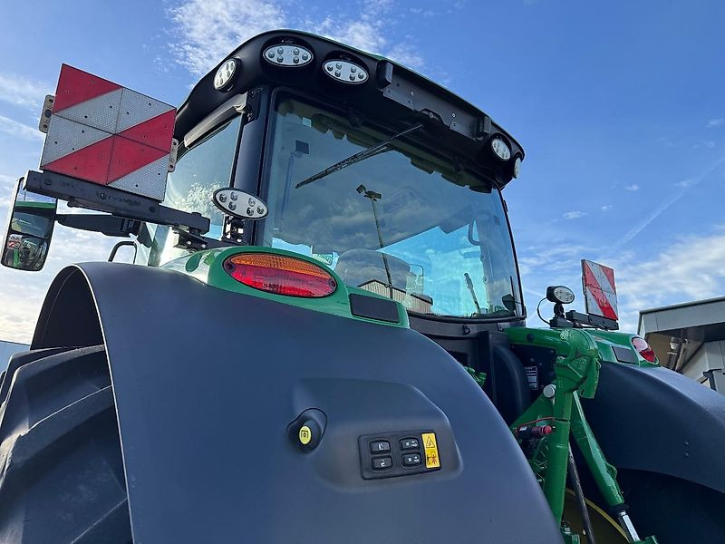 John Deere 6R195 AP 50KM COMMAND-PRO 2023 1490 UUR!!! - Tractor agricol: Foto 5 John Deere 6R195 AP 50KM COMMAND-PRO 2023 1490 UUR!!! - Tractor agricol: Foto 5