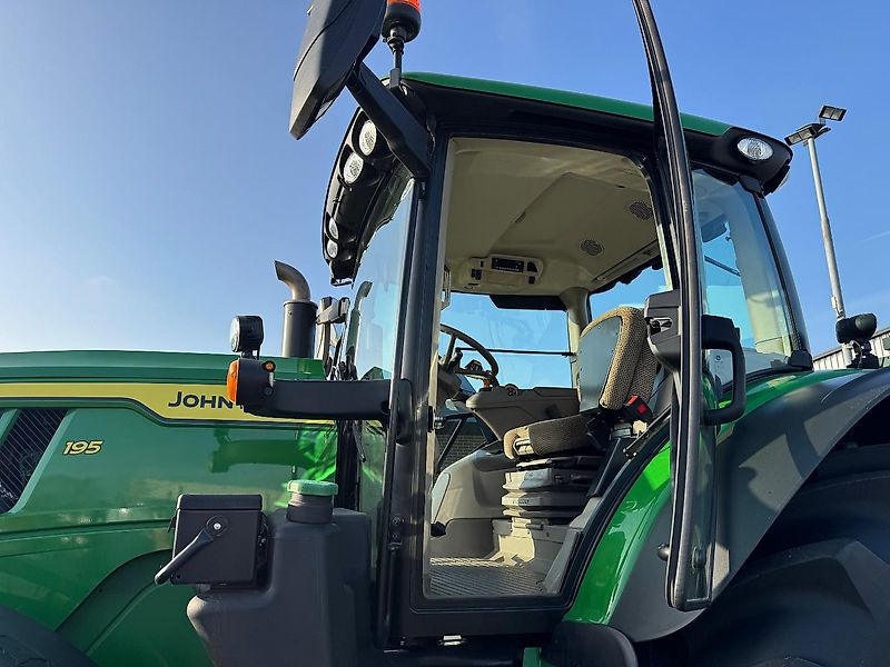 Tractor agricol John Deere 6R195 AP 50KM COMMAND-PRO G5-PLUS 2024 705 UUR!!!: Foto 7 Tractor agricol John Deere 6R195 AP 50KM COMMAND-PRO G5-PLUS 2024 705 UUR!!!: Foto 7