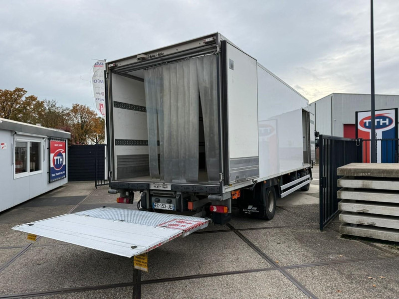 Renault D210.14 Frigobox Multitemp + Taillift THERMO KING T800R - Camion frigider: Foto 5 Renault D210.14 Frigobox Multitemp + Taillift THERMO KING T800R - Camion frigider: Foto 5