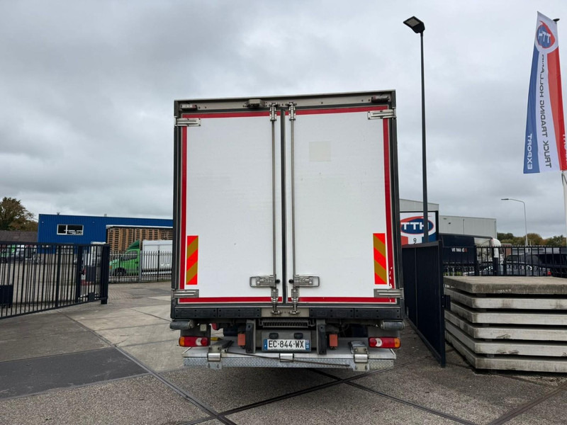 Renault D210.14 Frigobox Multitemp + Taillift THERMO KING T800R - Camion frigider: Foto 4 Renault D210.14 Frigobox Multitemp + Taillift THERMO KING T800R - Camion frigider: Foto 4