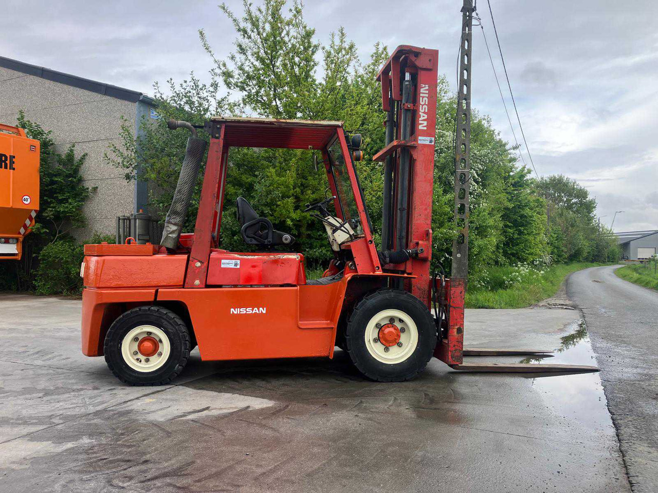 1994 NISSAN D1ZWGF03A40U FORKLIFT - Motostivuitor: Foto 4 1994 NISSAN D1ZWGF03A40U FORKLIFT - Motostivuitor: Foto 4