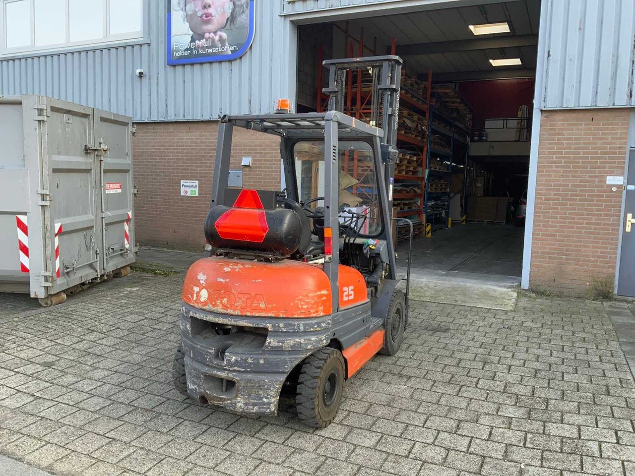 1995 TOYOTA 42 6FGF 25 FORKLIFT - Motostivuitor: Foto 5 1995 TOYOTA 42 6FGF 25 FORKLIFT - Motostivuitor: Foto 5