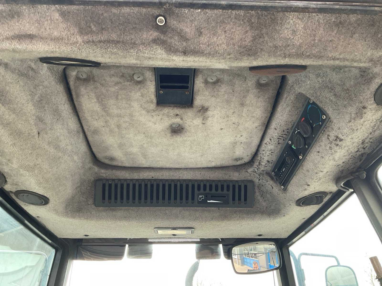 Tractor agricol 1996 VALMET 6400 HI-TROL ALL-WHEEL DRIVE FARM TRACTOR: Foto 16