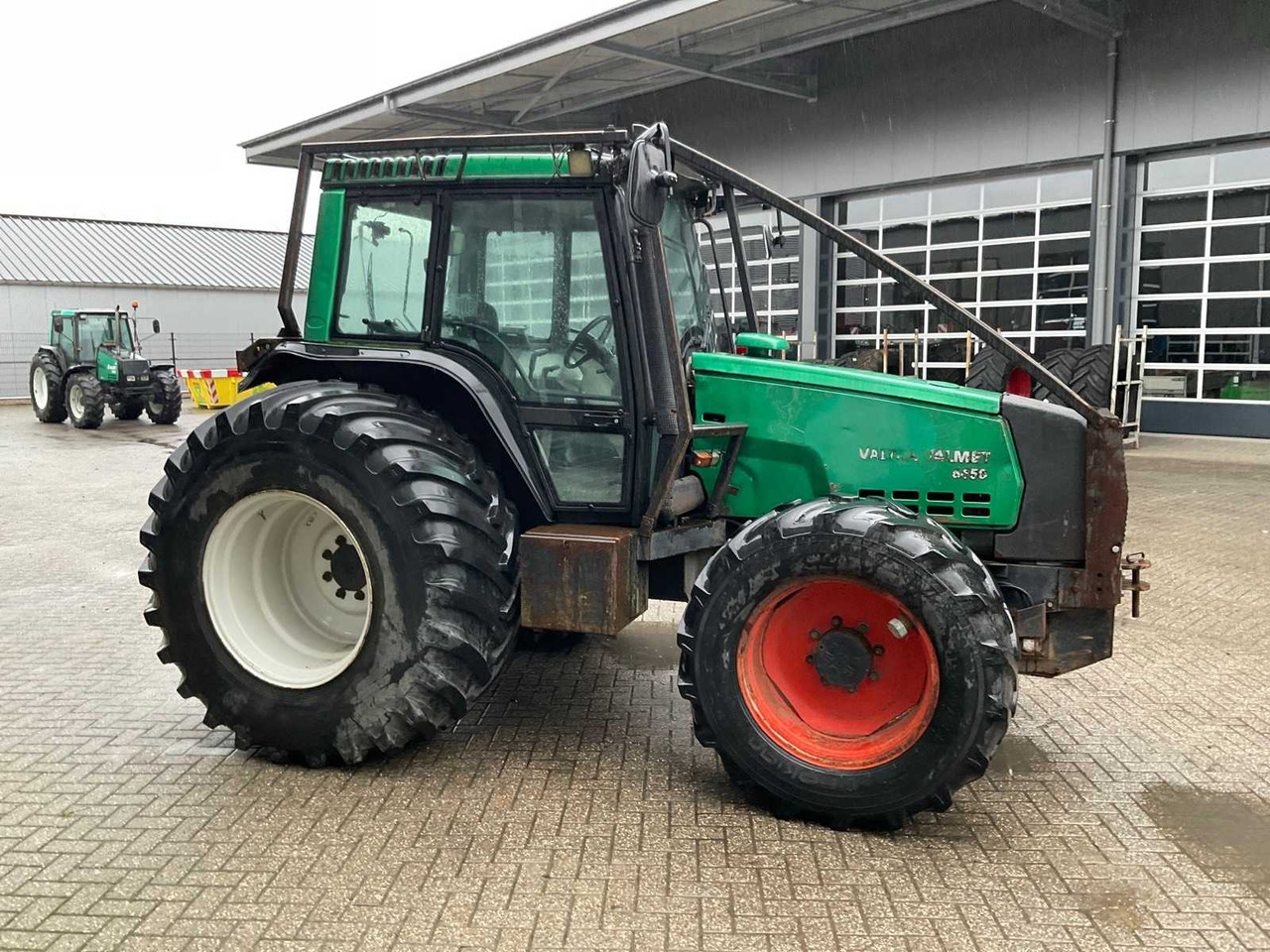 2000 VALTRA-VALMET 6650 HITECH TWINTRAC ALL-WHEEL DRIVE FARM TRACTOR - Tractor agricol: Foto 5 2000 VALTRA-VALMET 6650 HITECH TWINTRAC ALL-WHEEL DRIVE FARM TRACTOR - Tractor agricol: Foto 5