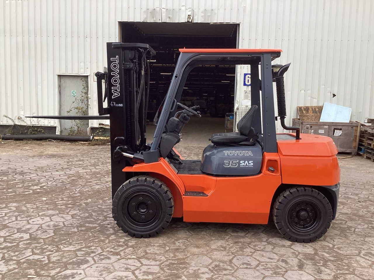 2004 TOYOTA 7FD35 FORKLIFT - Motostivuitor: Foto 5 2004 TOYOTA 7FD35 FORKLIFT - Motostivuitor: Foto 5