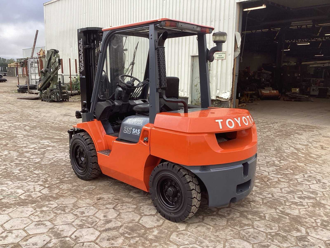 2004 TOYOTA 7FD35 FORKLIFT - Motostivuitor: Foto 4 2004 TOYOTA 7FD35 FORKLIFT - Motostivuitor: Foto 4