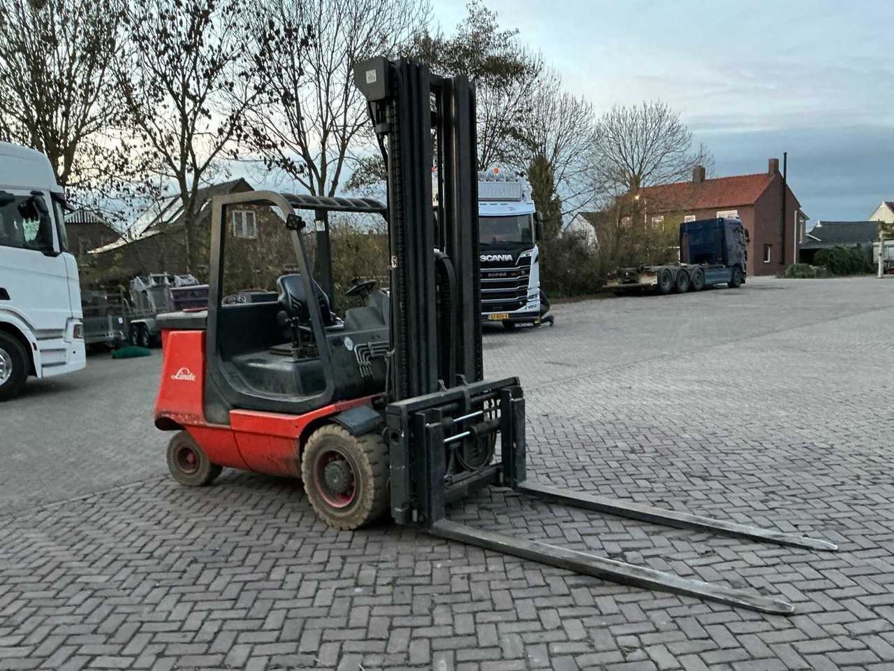 2009 LINDE E40 FORKLIFT - Motostivuitor: Foto 2 2009 LINDE E40 FORKLIFT - Motostivuitor: Foto 2