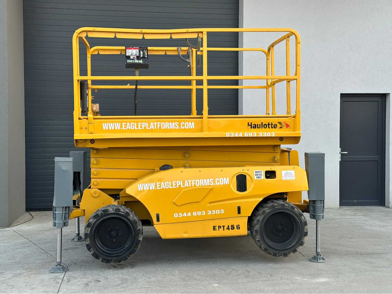 2010 HAULOTTE COMPACT 12DX AERIAL WORK PLATFORMS - Autopropulsată platformă: Foto 3 2010 HAULOTTE COMPACT 12DX AERIAL WORK PLATFORMS - Autopropulsată platformă: Foto 3