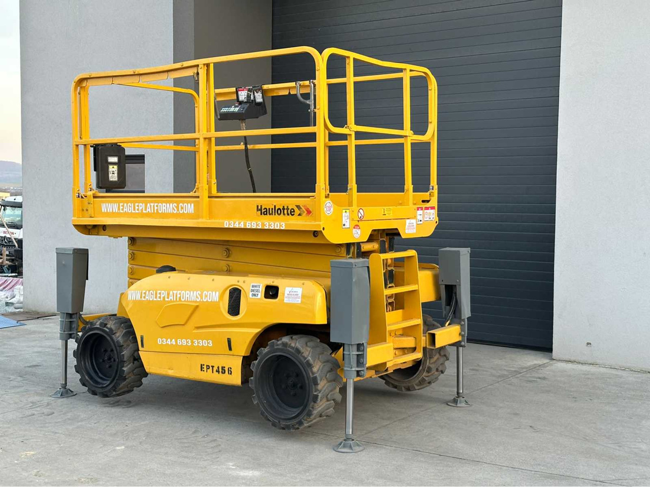 2010 HAULOTTE COMPACT 12DX AERIAL WORK PLATFORMS - Autopropulsată platformă: Foto 5 2010 HAULOTTE COMPACT 12DX AERIAL WORK PLATFORMS - Autopropulsată platformă: Foto 5