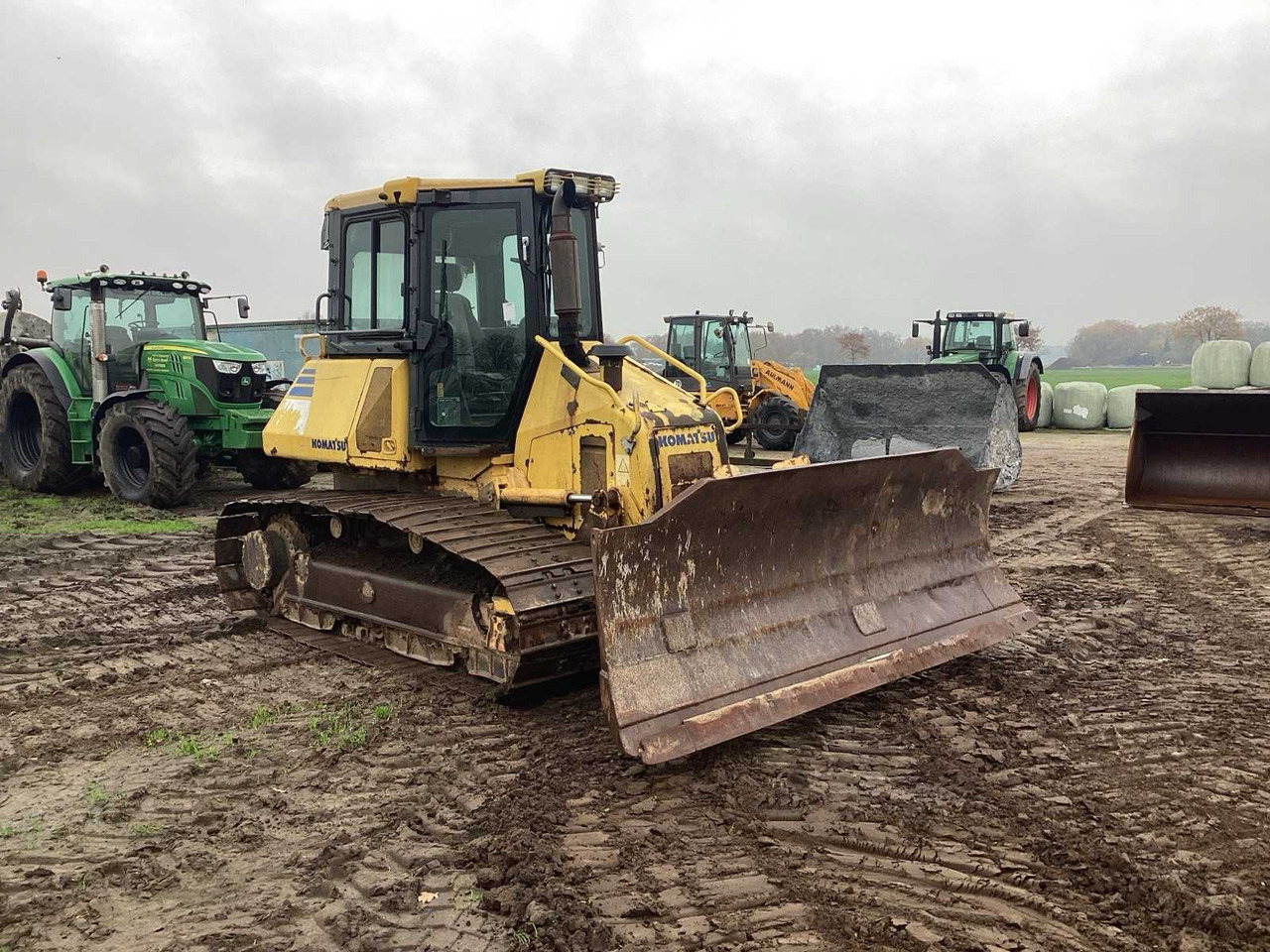 2012 KOMATSU D51PX-22 BULLDOZER - Buldozer: Foto 2 2012 KOMATSU D51PX-22 BULLDOZER - Buldozer: Foto 2