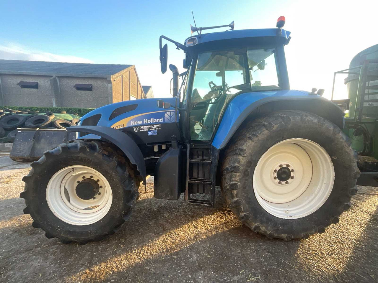 2014 NEW HOLLAND TVT195 4WD AGRICULTURAL TRACTOR 4WD - Tractor agricol: Foto 2 2014 NEW HOLLAND TVT195 4WD AGRICULTURAL TRACTOR 4WD - Tractor agricol: Foto 2