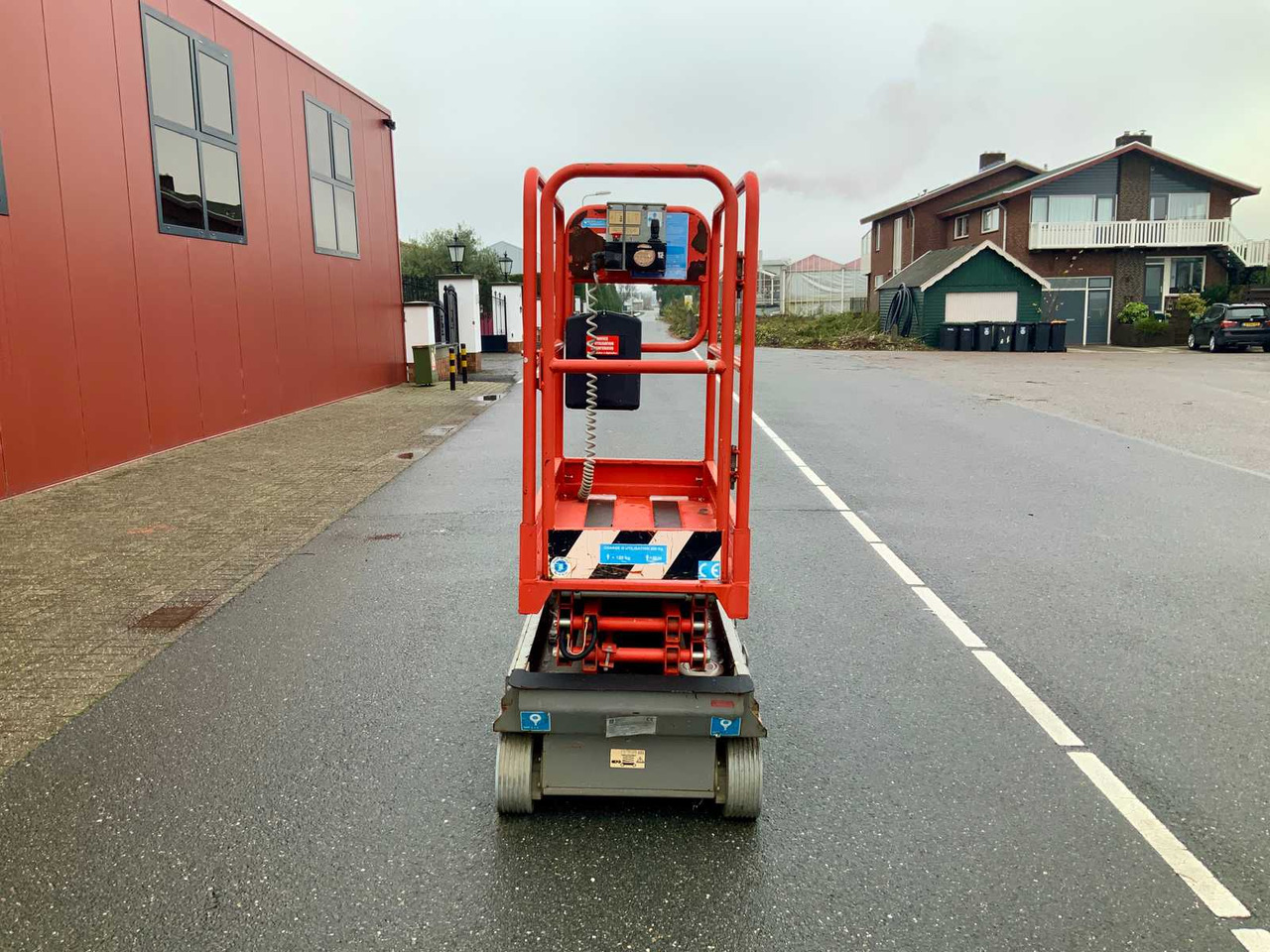 2016 IMER/ITECO EASY UP5SP AERIAL WORK PLATFORM - Autopropulsată platformă: Foto 3 2016 IMER/ITECO EASY UP5SP AERIAL WORK PLATFORM - Autopropulsată platformă: Foto 3