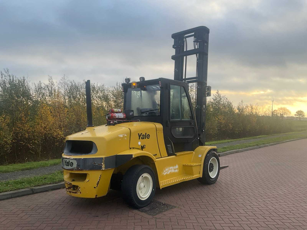 2017 YALE GDPV80VX9 FORKLIFT - Motostivuitor: Foto 3 2017 YALE GDPV80VX9 FORKLIFT - Motostivuitor: Foto 3