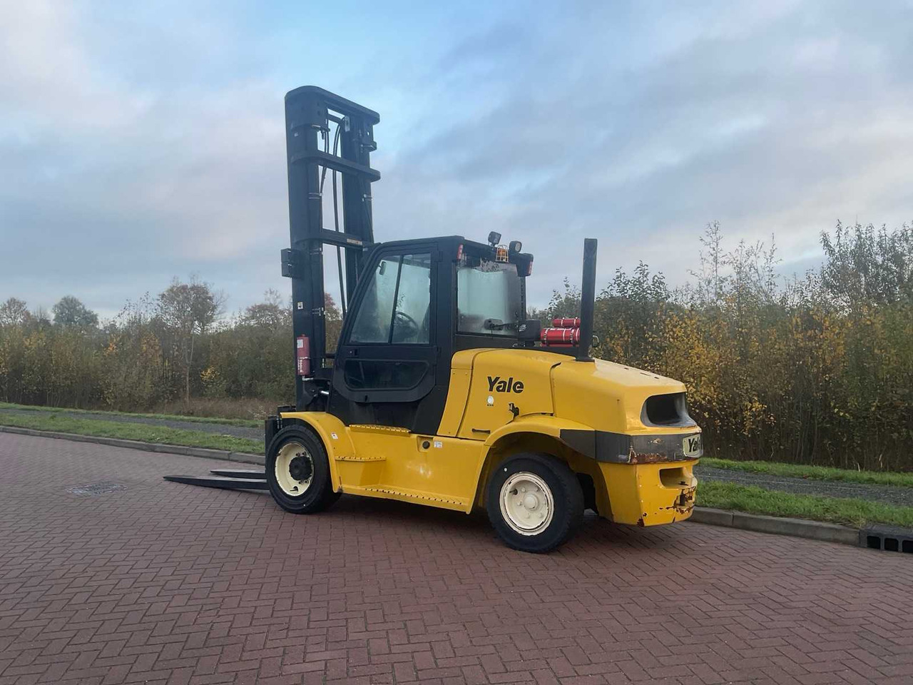 2017 YALE GDPV80VX9 FORKLIFT - Motostivuitor: Foto 4 2017 YALE GDPV80VX9 FORKLIFT - Motostivuitor: Foto 4
