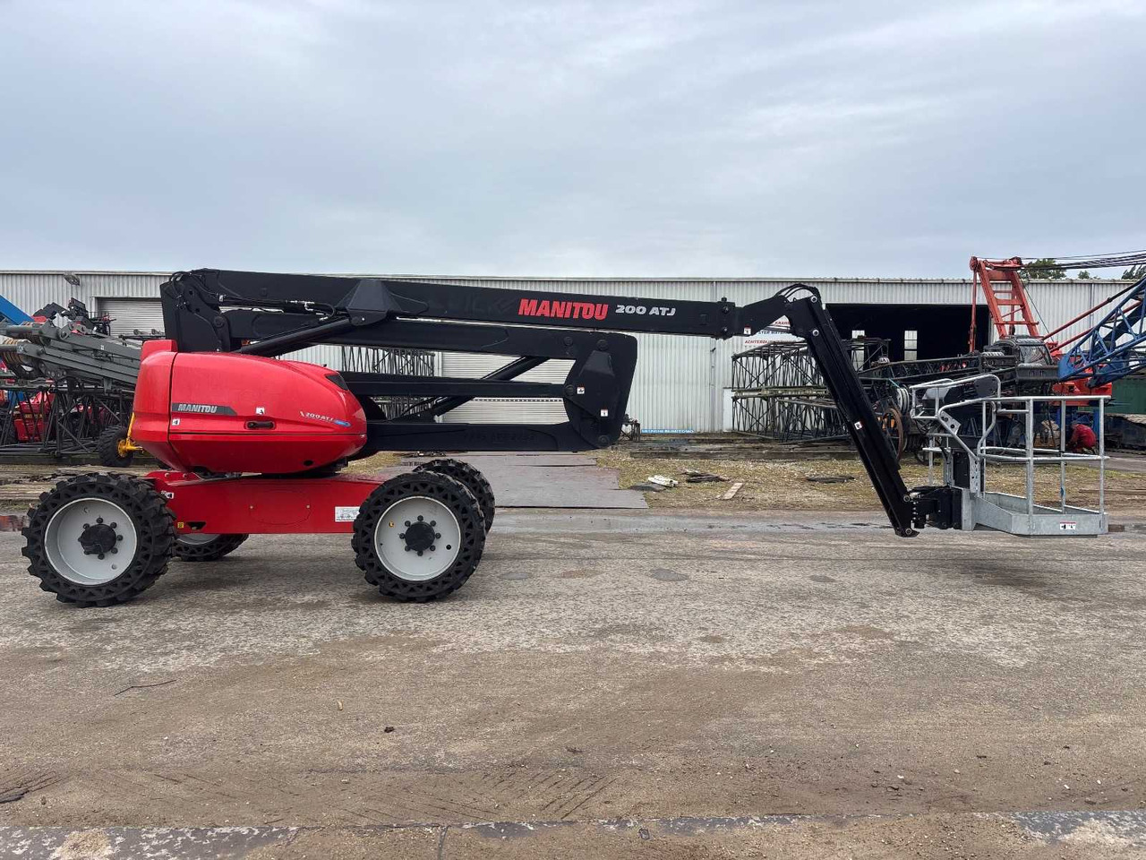 2021 MANITOU 200 ATJ AERIAL PLATFORM - Autopropulsată platformă: Foto 3 2021 MANITOU 200 ATJ AERIAL PLATFORM - Autopropulsată platformă: Foto 3