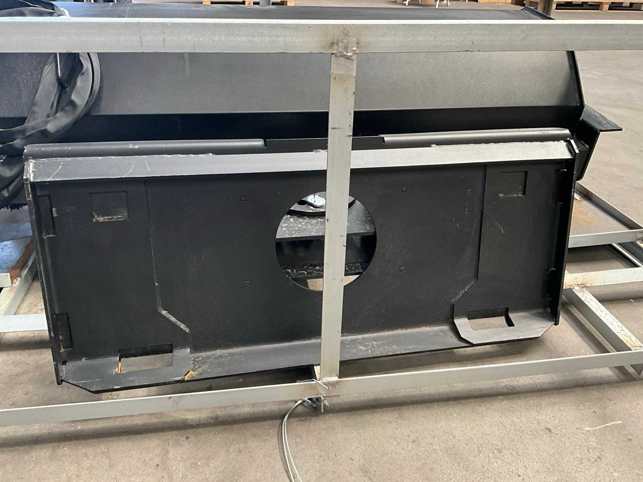 2025 72 INCH BROOM/SWEEPER FOR SKID STEER LOADER - Mini încărcător pe şenile: Foto 3 2025 72 INCH BROOM/SWEEPER FOR SKID STEER LOADER - Mini încărcător pe şenile: Foto 3