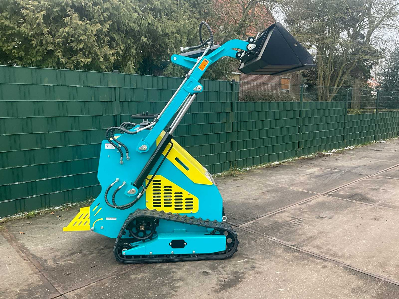 2025 - HH - LY-350 - SKID STEER LOADER - Mini încărcător pe şenile: Foto 3 2025 - HH - LY-350 - SKID STEER LOADER - Mini încărcător pe şenile: Foto 3