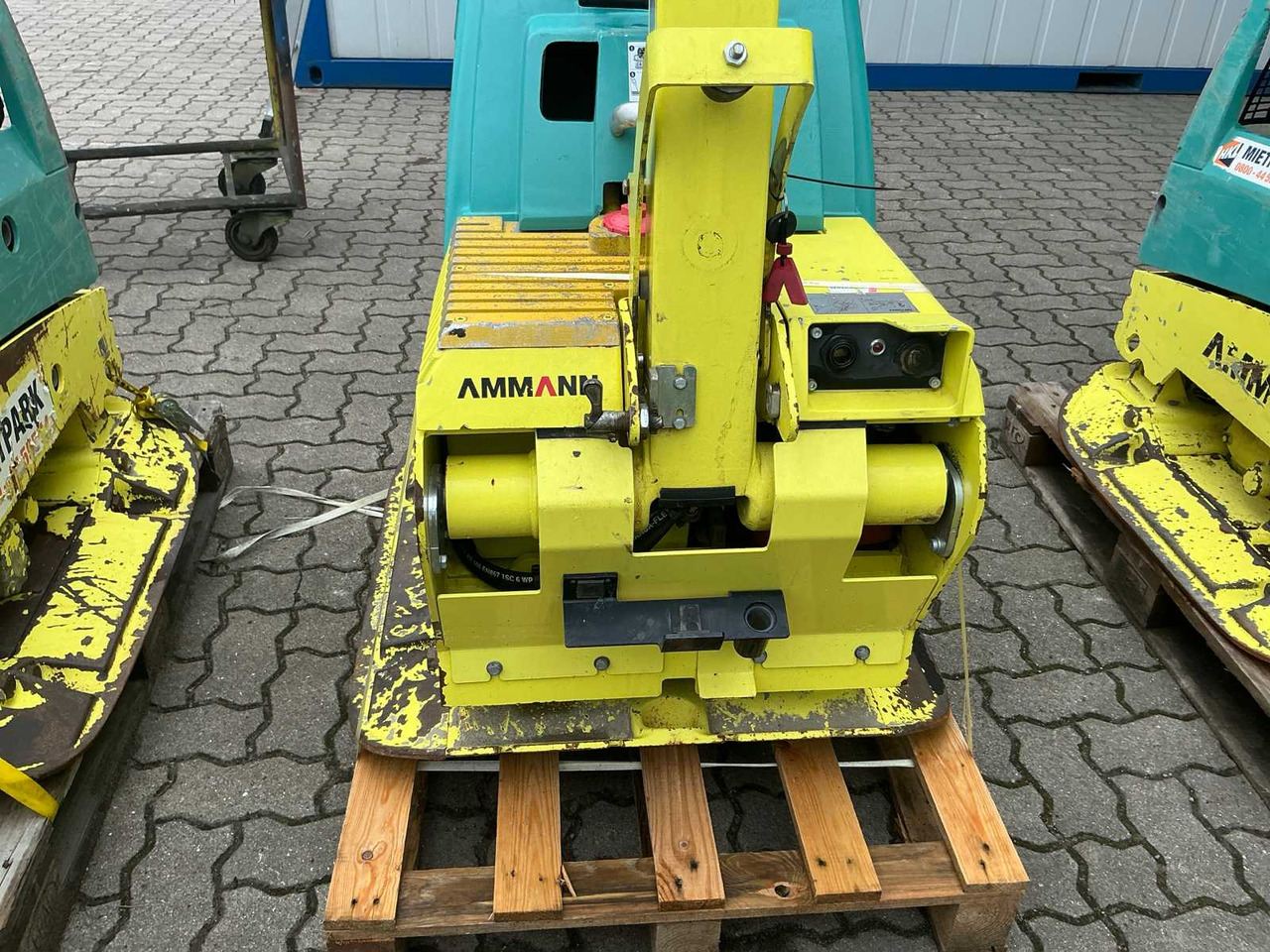 Ammann APH 6020 - Placă compactoare: Foto 4 Ammann APH 6020 - Placă compactoare: Foto 4