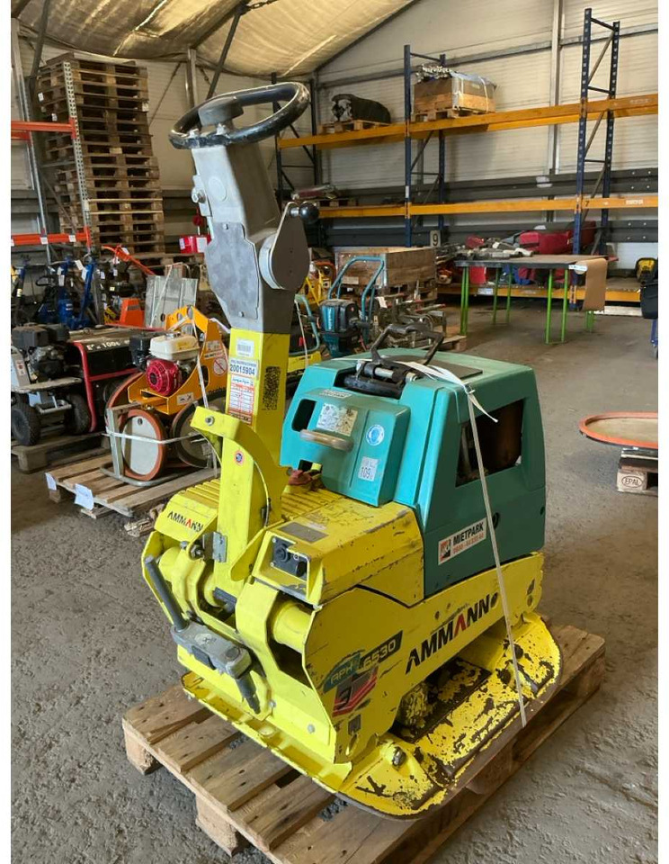 Ammann APH 6530 - Placă compactoare: Foto 2 Ammann APH 6530 - Placă compactoare: Foto 2