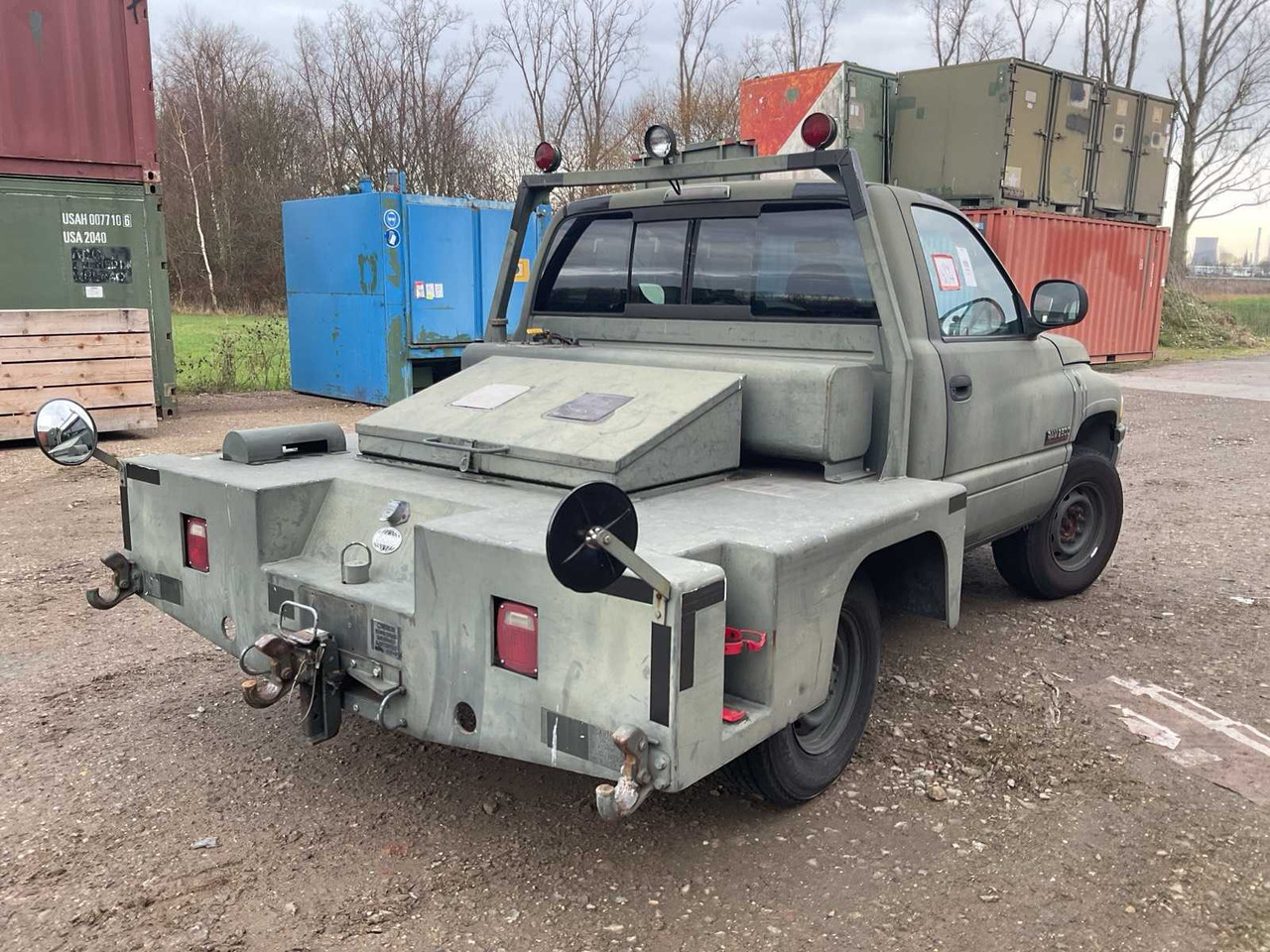 2000 DODGE 2500 RAM AIRCRAFT TUG - Autoutilitară: Foto 3 2000 DODGE 2500 RAM AIRCRAFT TUG - Autoutilitară: Foto 3