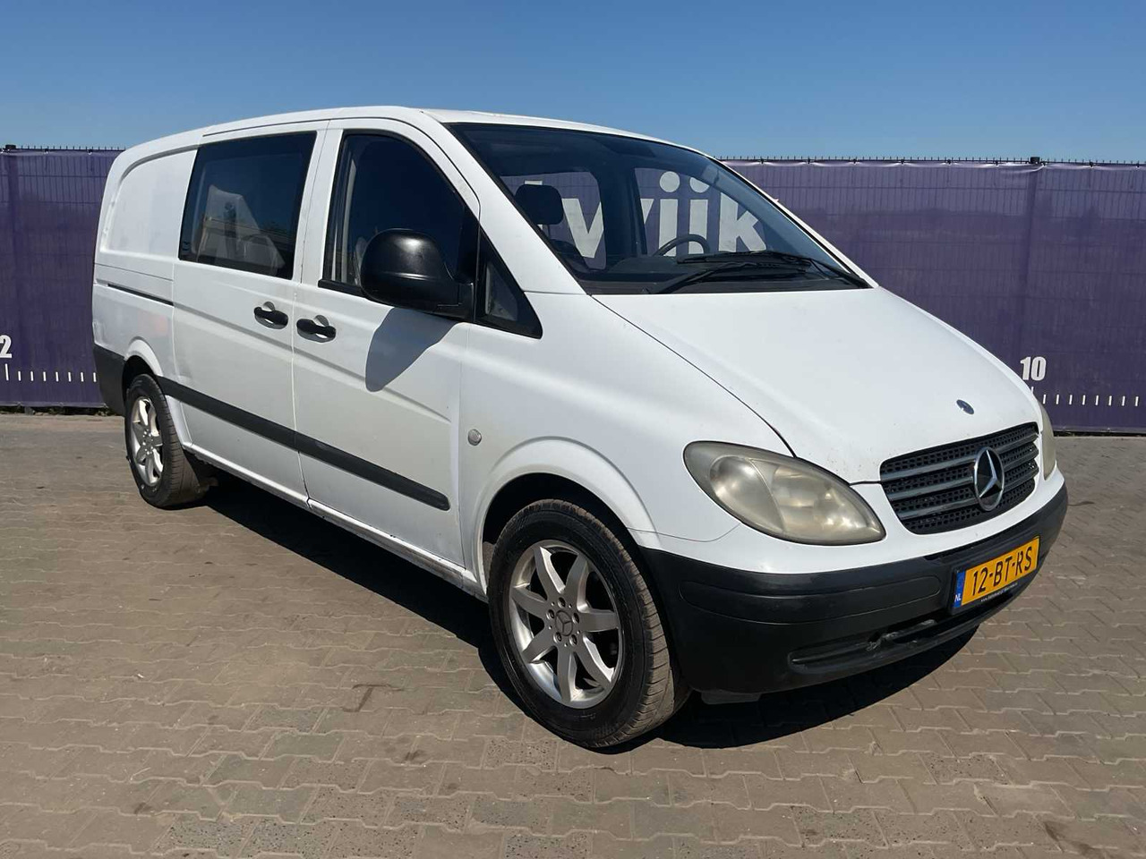 2005 - MERCEDES-BENZ - VITO - 109 CDI320L. DC AM.LX - COMMERCIAL VEHICLE - Autoutilitară: Foto 2 2005 - MERCEDES-BENZ - VITO - 109 CDI320L. DC AM.LX - COMMERCIAL VEHICLE - Autoutilitară: Foto 2