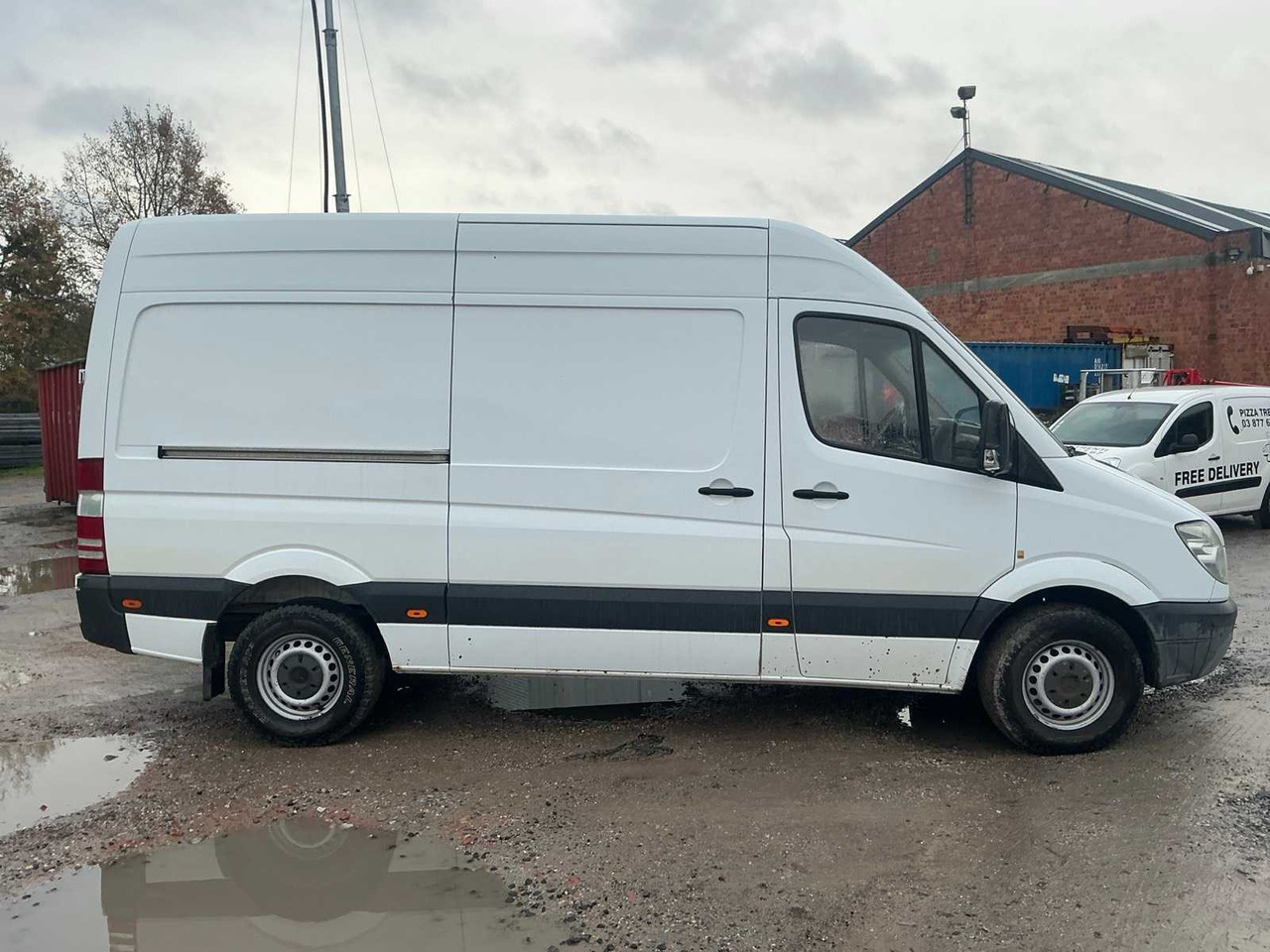 2010 MERCEDES-BENZ 316 CDI SPRINTER COMMERCIAL VEHICLE - Autoutilitară: Foto 4 2010 MERCEDES-BENZ 316 CDI SPRINTER COMMERCIAL VEHICLE - Autoutilitară: Foto 4