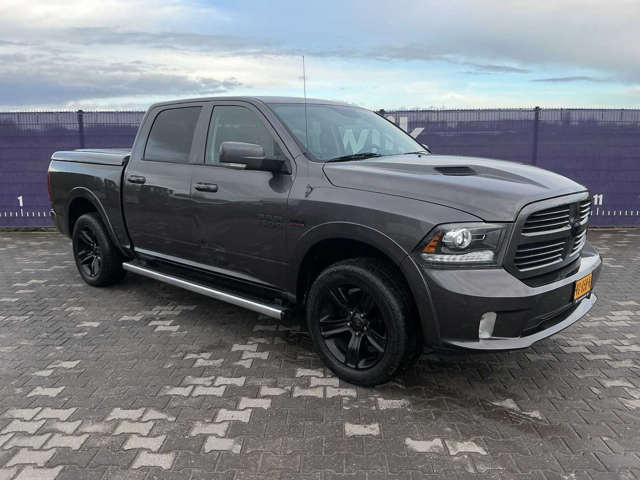 2013 - DODGE - RAM 1500 - 5.7 V8 4X4 QC 6'4 - COMMERCIAL VEHICLE - Autoutilitară: Foto 2 2013 - DODGE - RAM 1500 - 5.7 V8 4X4 QC 6'4 - COMMERCIAL VEHICLE - Autoutilitară: Foto 2