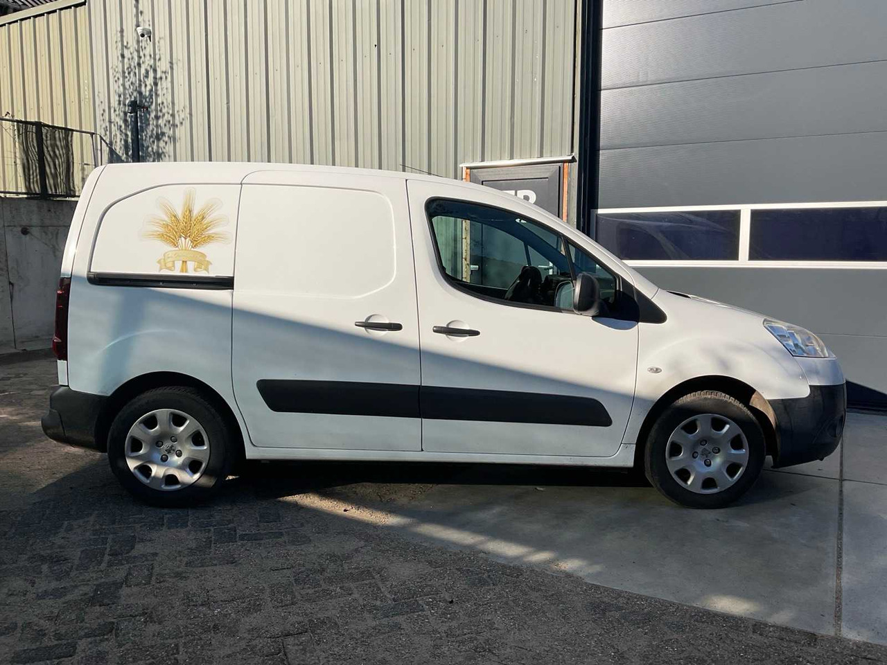 2013 PEUGEOT PARTNER COMMERCIAL VEHICLE (MARGIN) - Autoutilitară: Foto 3 2013 PEUGEOT PARTNER COMMERCIAL VEHICLE (MARGIN) - Autoutilitară: Foto 3