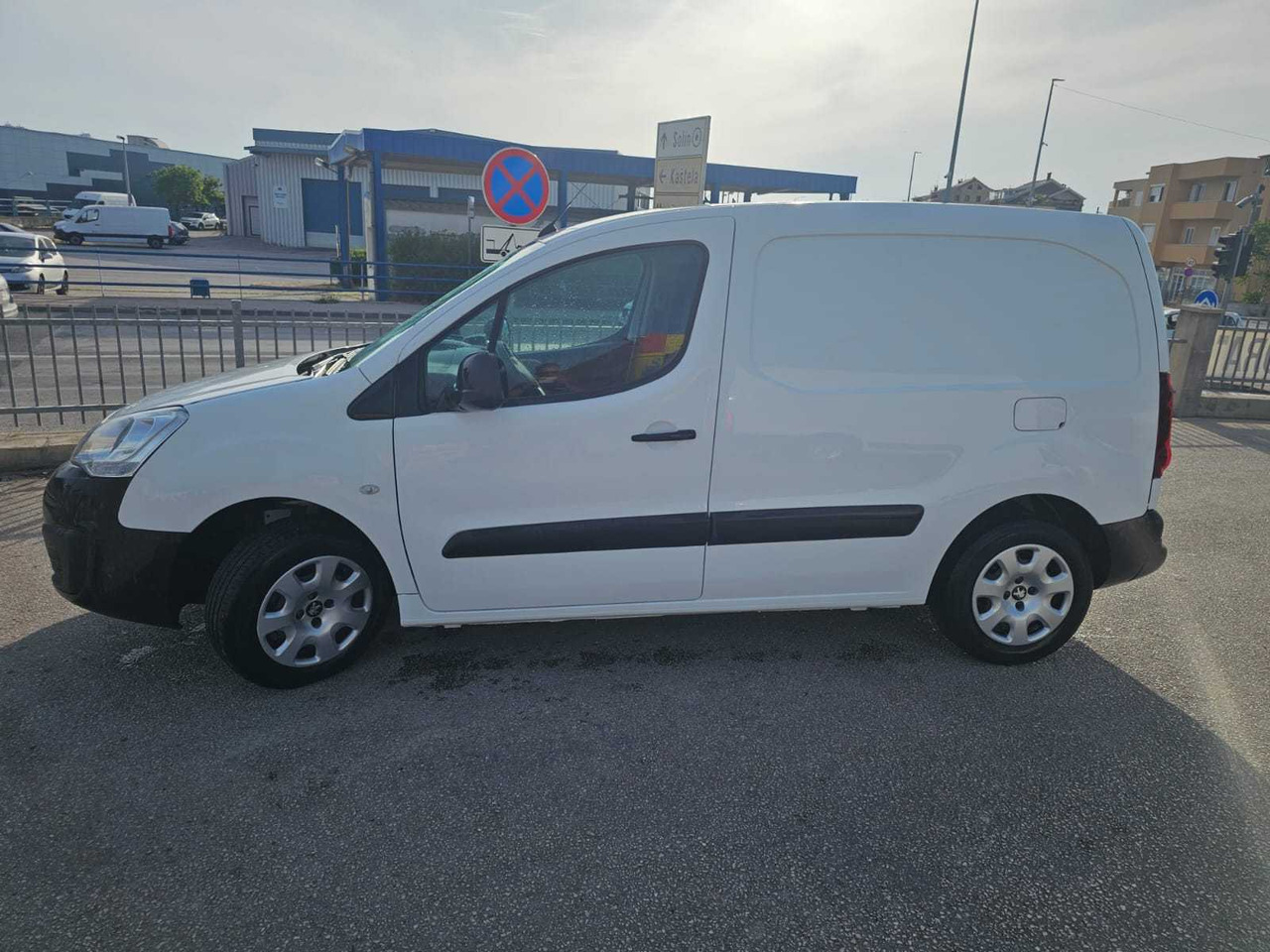 2016 - PEUGEOT - PARTNER 1.6 HDI - N1 - VAN - Autoutilitară: Foto 4 2016 - PEUGEOT - PARTNER 1.6 HDI - N1 - VAN - Autoutilitară: Foto 4