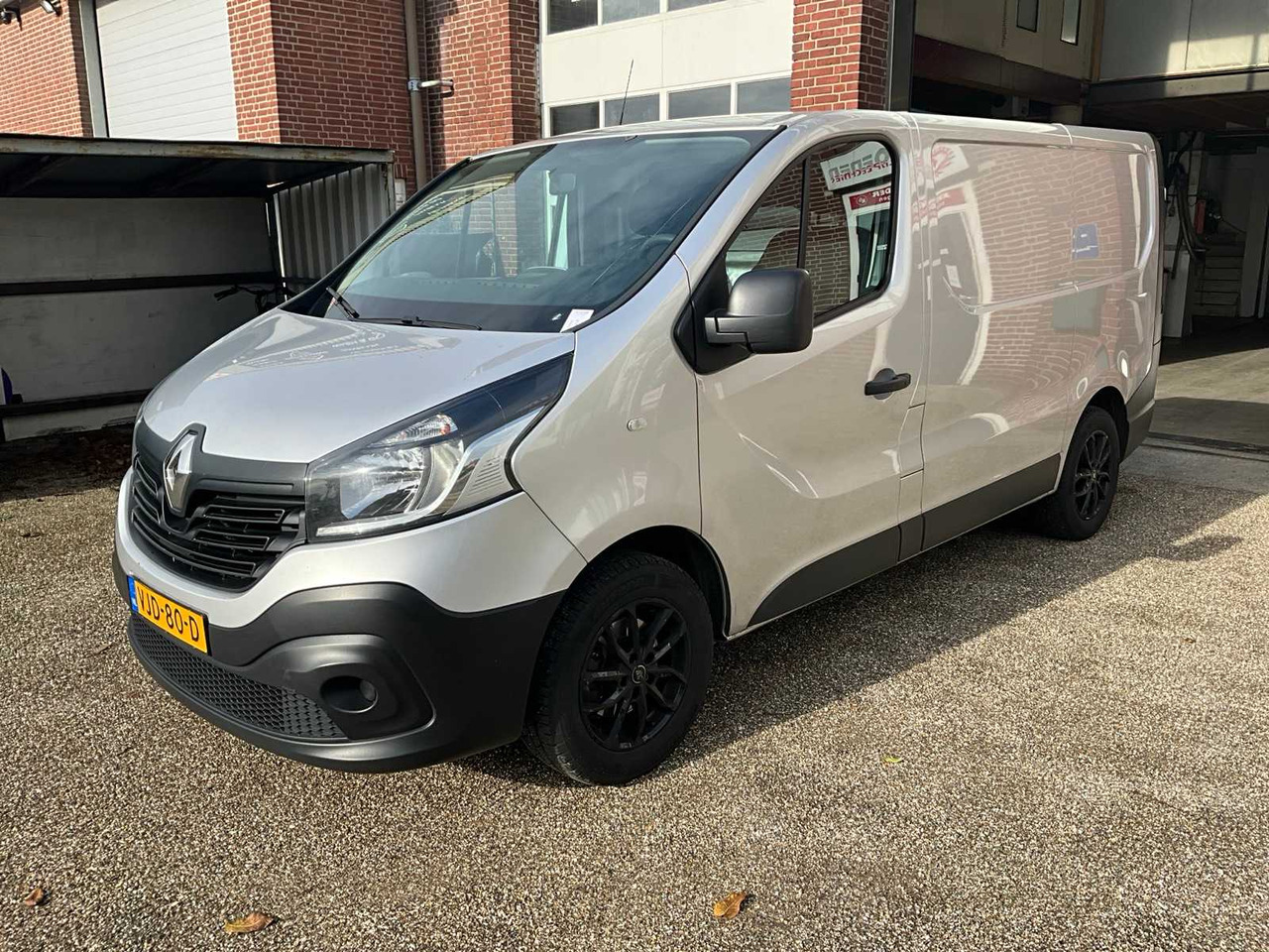 2016 RENAULT TRAFIC 1.6 DCI COMMERCIAL VEHICLE - Autoutilitară: Foto 1 2016 RENAULT TRAFIC 1.6 DCI COMMERCIAL VEHICLE - Autoutilitară: Foto 1