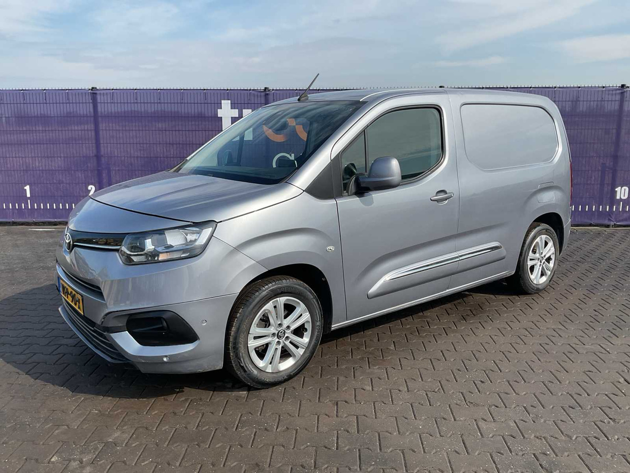 2020 - TOYOTA - PROACE CITY - 1.5 D-4D INNOVATOR - COMMERCIAL VEHICLE - Autoutilitară: Foto 1 2020 - TOYOTA - PROACE CITY - 1.5 D-4D INNOVATOR - COMMERCIAL VEHICLE - Autoutilitară: Foto 1