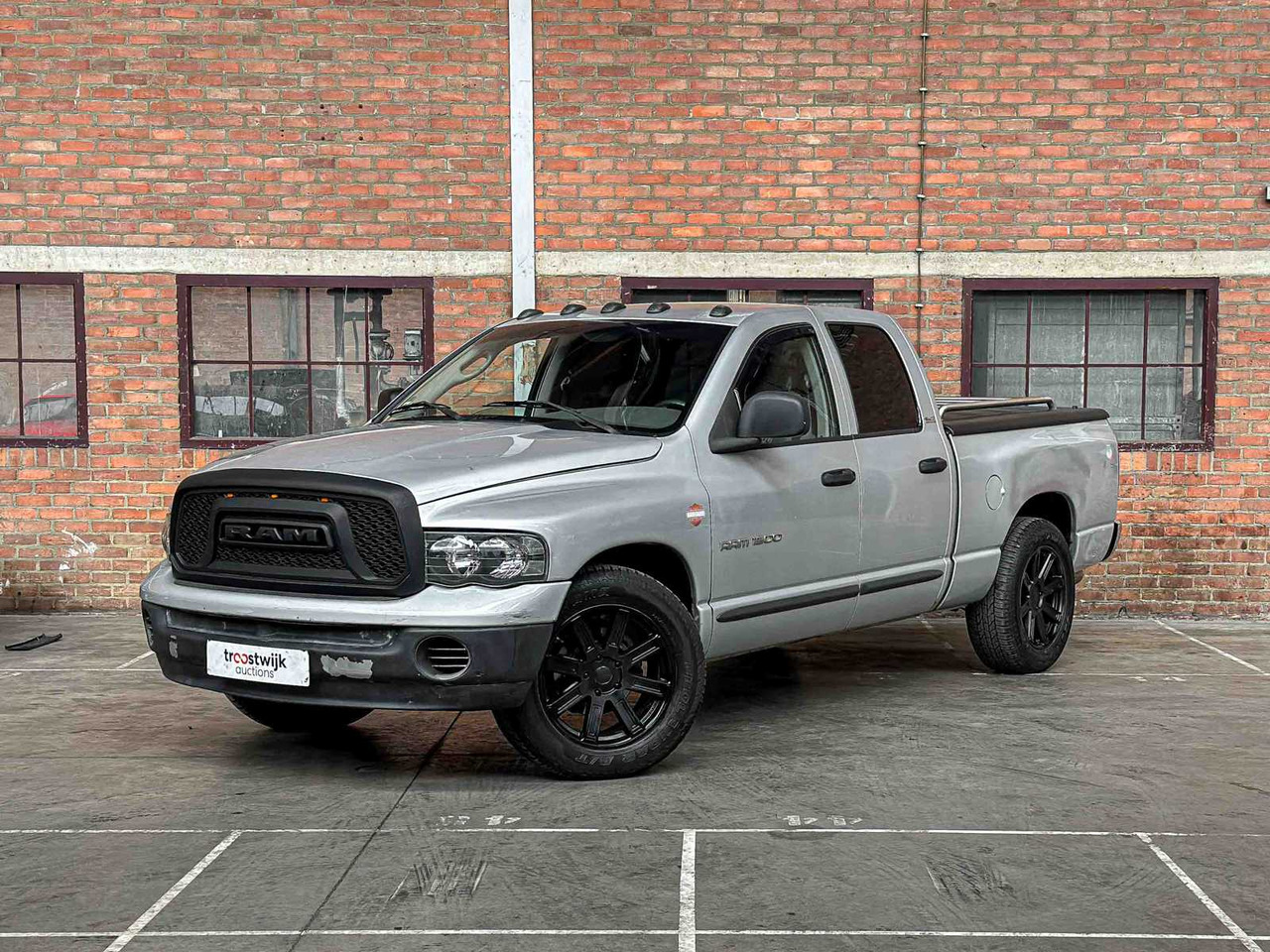 DODGE RAM 1500 4.7L V8 MAGNUM 243HP 2002, VSZ-46-Z - Autoutilitară: Foto 3 DODGE RAM 1500 4.7L V8 MAGNUM 243HP 2002, VSZ-46-Z - Autoutilitară: Foto 3