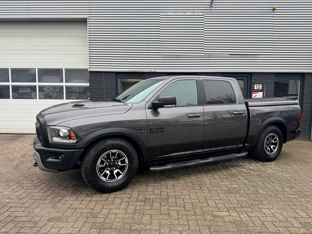 DODGE RAM 1500 5.7 V8 CC 5'7 REBEL | VZ-847-X I - Autoutilitară: Foto 1 DODGE RAM 1500 5.7 V8 CC 5'7 REBEL | VZ-847-X I - Autoutilitară: Foto 1