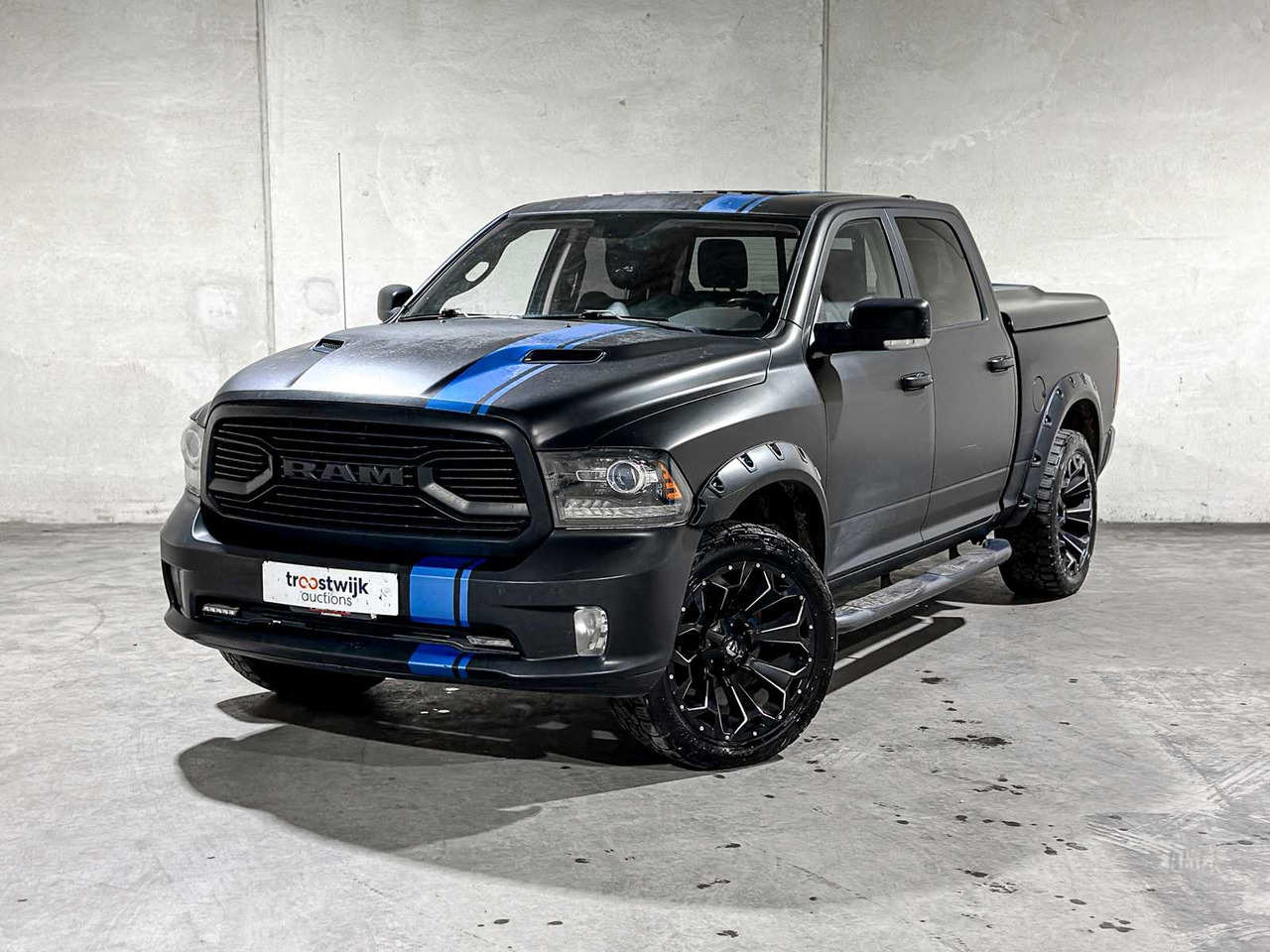 DODGE RAM 1500 5.7 V8 QUAD CAB 6'4 401HP 2018, V-442-LL COMMERCIAL VEHICLE - Autoutilitară: Foto 3 DODGE RAM 1500 5.7 V8 QUAD CAB 6'4 401HP 2018, V-442-LL COMMERCIAL VEHICLE - Autoutilitară: Foto 3
